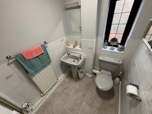 En suite- click for photo gallery